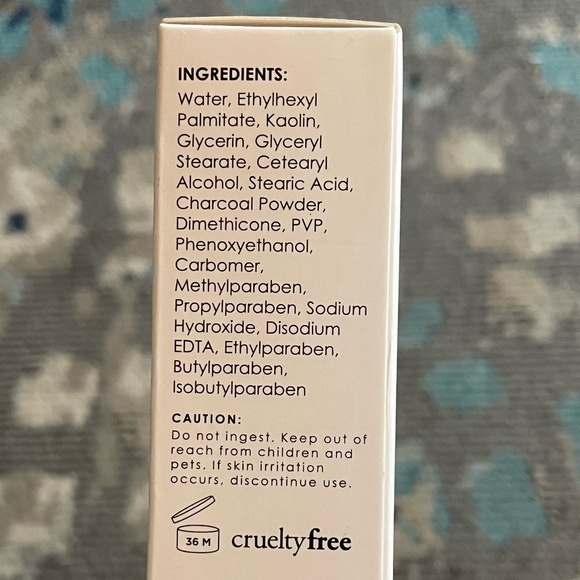 Hannah Sienna Essential Skincare - Purifying Charcoal Mask 3 Fl. Oz - Picture 5 of 5